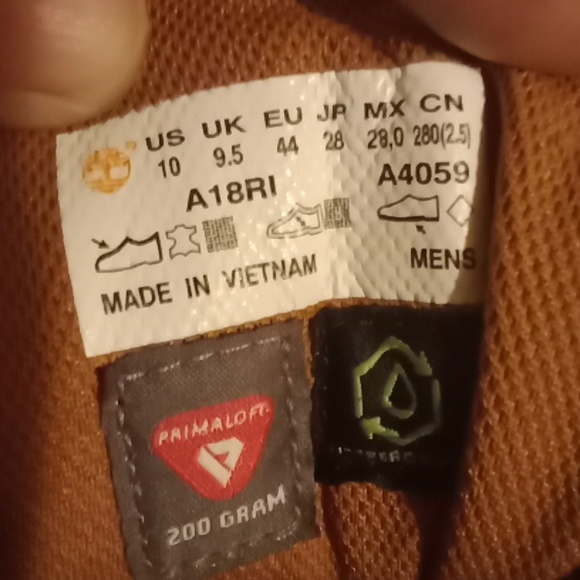 Timberland chucka.  [PRE-LOVED] - Picture 9 of 10